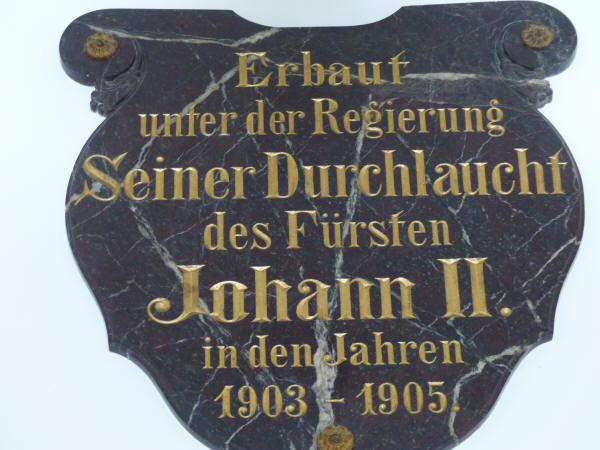 Plaque